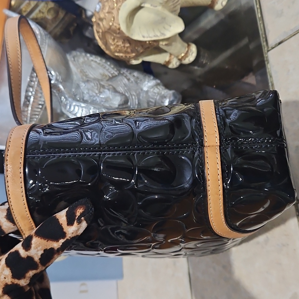 Coach Black and Tan Tote Bag - Picture 11 of 16
